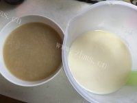 美味的豆浆鲫鱼汤做法图解1)