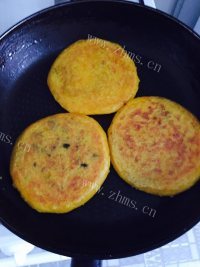 快手南瓜红豆饼做法图解5)