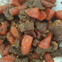 胡萝卜炖牛腱子肉