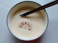色泽鲜亮的藕夹做法图解7)