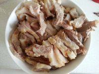 可口的腐乳扣肉做法图解6)