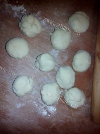 美味的香菇肉包做法图解11)