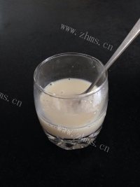 美味的玫瑰蜂蜜卷做法图解1)