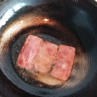 好吃的嫩南瓜培根蛋卷饼做法图解3)