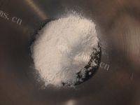 可口的美味肉松饼做法图解3)