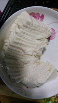 自制皮蛋豆腐做法图解2)