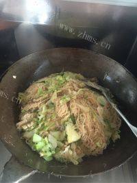 简单的炒米粉做法图解9)