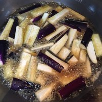 家常菜红烧茄子做法图解3)