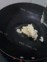 家常菜酸菜炖肉做法图解3)