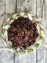 色泽鲜亮的麻辣兔肉做法图解24)