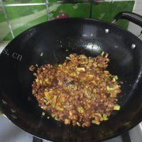 家常菜麻婆豆腐做法图解8)