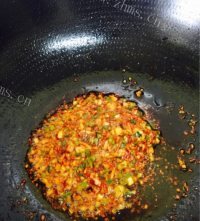 香糯爽滑的凉拌皮蛋做法图解5)