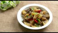 美味的茄子炖土豆做法图解3)