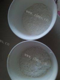 自制虎皮蛋糕卷做法图解12)
