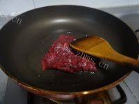 家常菜青椒牛肉做法图解3)