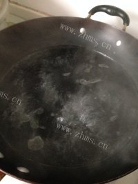 蒜香浇汁蒜粒青菜苔做法图解3)
