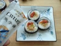 美味的鱼子酱寿司做法图解7)