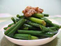 「DIY美食」肉炒蒜苔