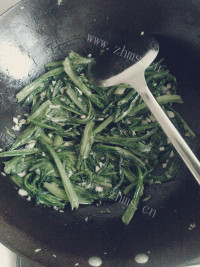家常菜蒜蓉油麦菜做法图解6)