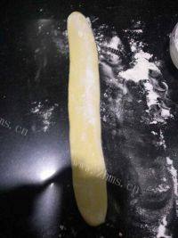 自己做的鸡蛋灌饼做法图解2)