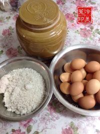 美味腌流油咸鸡蛋做法图解1)