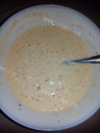 美味的包菜鸡蛋饼做法图解5)