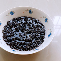 清淡的紫菜蛋花汤做法图解1)