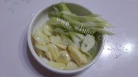 垂涎欲滴的青椒土豆丝做法图解4)