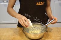 烤箱版巧克力甜甜圈做法图解7)