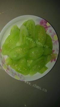 自己做的凉拌黄瓜做法图解4)