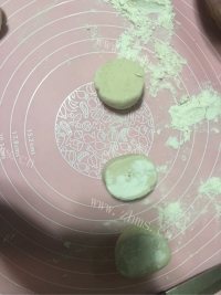 好吃的干菜鲜肉包做法图解3)
