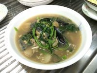 美味营养的皮蛋苋菜汤做法图解10)