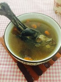 美味的炖乌鸡做法图解12)