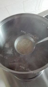 自制酱牛肉做法图解4)