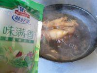 味道可口的酱焖猪蹄做法图解9)