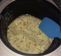 美味的电饭煲牛扎糖做法图解14)
