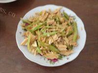 家常西芹炒腐竹