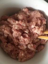 喷香的干炸丸子做法图解1)