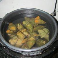 「DIY」红豆粽子做法图解8)