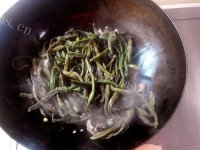 家常菜干豆角炒肉做法图解4)