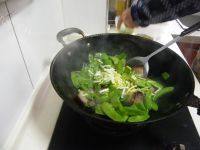 健康美食之荷兰豆炒腊肉