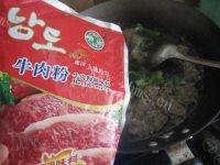 回味无穷的肉丸菠菜汤做法图解12)