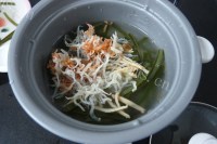 美味的的海带鱼香焖饭做法图解3)
