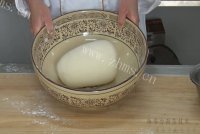 自制饸饹面做法图解3)