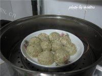 简易蚕豆火腿球做法图解13)