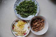 营养豆角炒肉丝做法图解5)