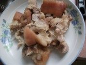 红烧黄豆猪蹄做法图解1)