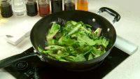 家常菜豆豉鲮鱼油麦菜做法图解3)
