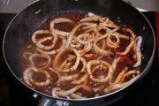 石锅牡蛎鱿鱼豆腐汤做法图解5)