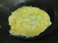 浓香姜煎鸡蛋滚土猪肉汤的做法图解四